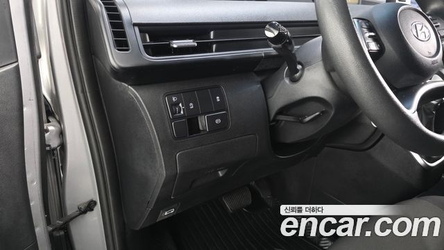 Hyundai Staria Tourer 11-Seater Smart 2022 — фото 13