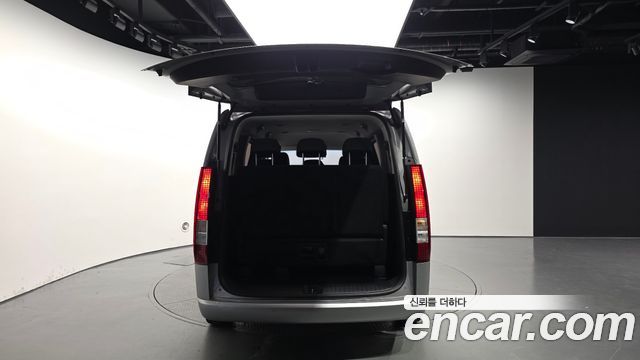 Hyundai Staria Tourer 11-Seater Smart 2022 — фото 20