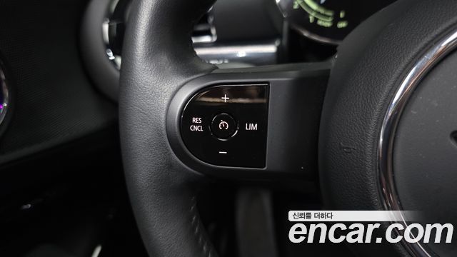 MINI Cooper Clubman Classic 2nd 2024 — фото 17