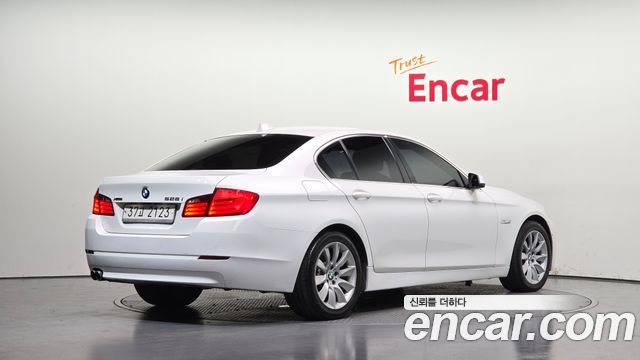 BMW 5 Series (F10) 528i xDrive 2013 — фото 2