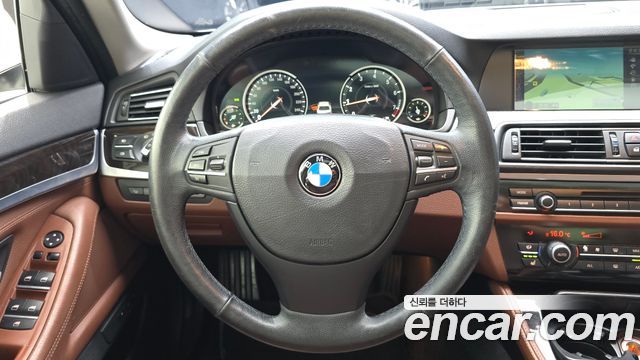 BMW 5 Series (F10) 528i xDrive 2013 — фото 13