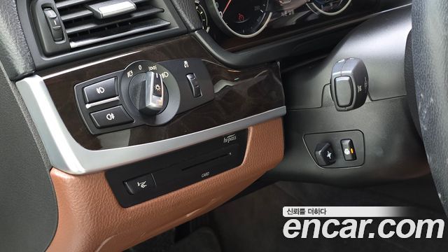 BMW 5 Series (F10) 528i xDrive 2013 — фото 14