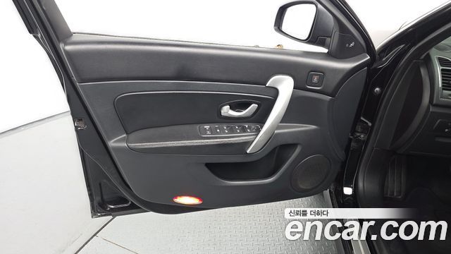 Renault Korea SM5 Nova Diesel D Premium 2016 — фото 29