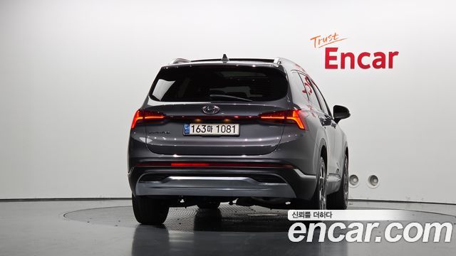 Hyundai Santa Fe Diesel 2.2 2WD Prestige 2021 — фото 4