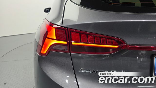 Hyundai Santa Fe Diesel 2.2 2WD Prestige 2021 — фото 23