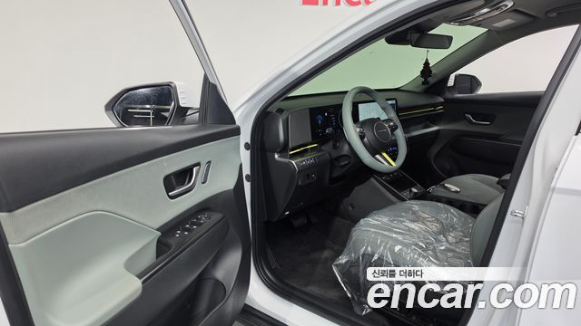 Hyundai Kona Hybrid (SX2) Premium 2023 — фото 10