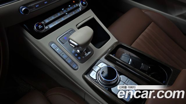 Genesis G90 3.3 T AWD Premium Luxury 2022 — фото 9