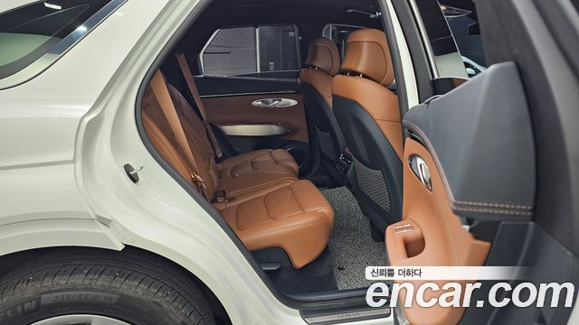 Genesis GV70 2.5T Gasoline AWD 2025 — фото 12