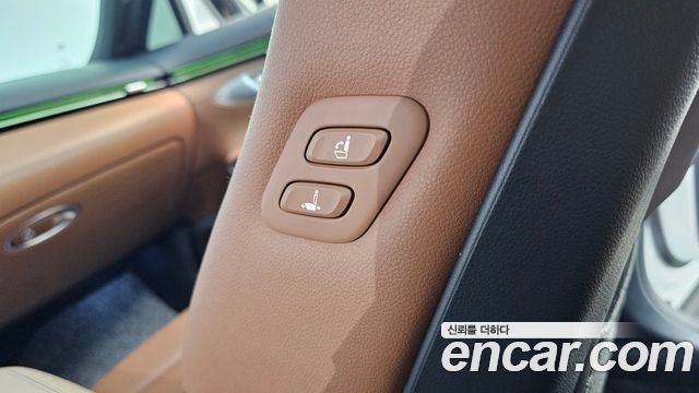 Genesis GV70 2.5T Gasoline AWD 2025 — фото 27