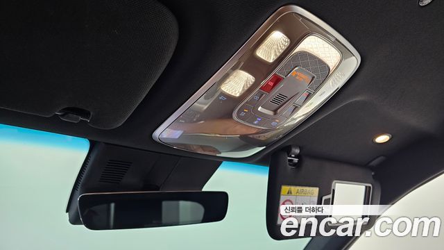 Genesis GV70 2.5T Gasoline AWD 2025 — фото 29