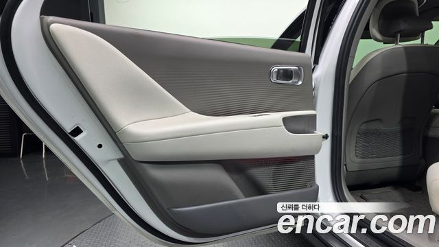 Hyundai Ioniq 6 Long Range Prestige 2023 — фото 25