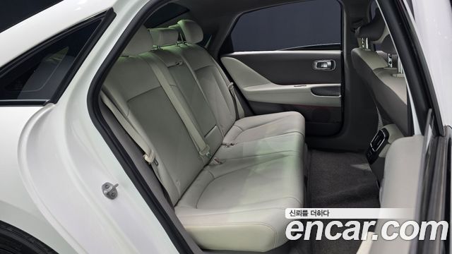 Hyundai Ioniq 6 Long Range Prestige 2023 — фото 26