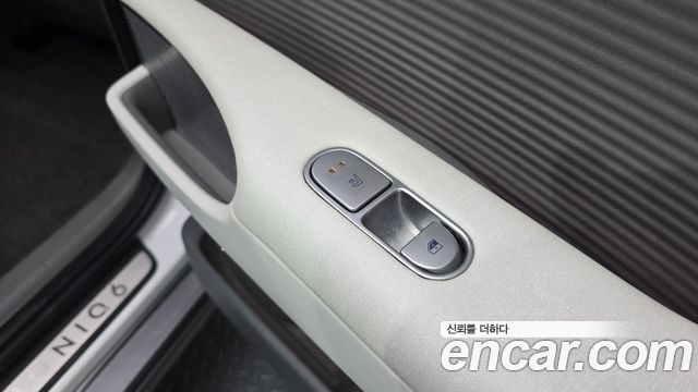 Hyundai Ioniq 6 Long Range Prestige 2023 — фото 29