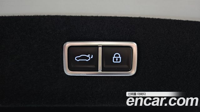 Genesis G90 (RS4) Gasoline 3.5 Turbo 2WD 2025 — фото 17