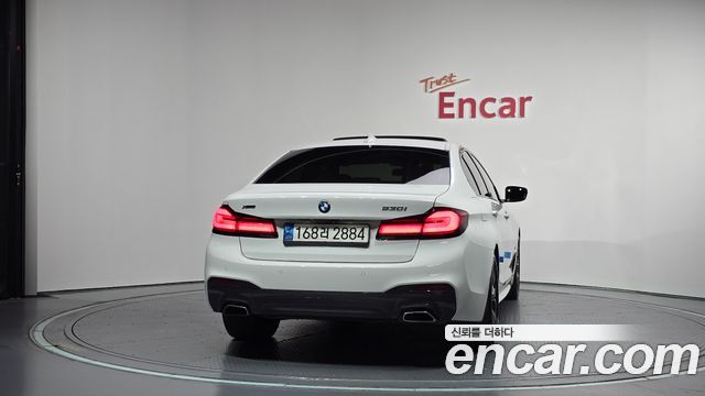 BMW 5 Series (G30) 530i M Sport Package Plus 2017 — фото 4