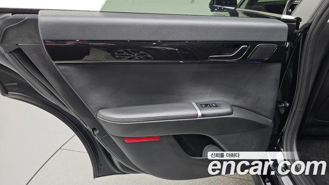 Hyundai Grandeur (GN7) 3.5 Gasoline 2WD Exclusive 2023 — фото 25