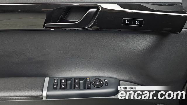 Hyundai Grandeur (GN7) 3.5 Gasoline 2WD Exclusive 2023 — фото 29