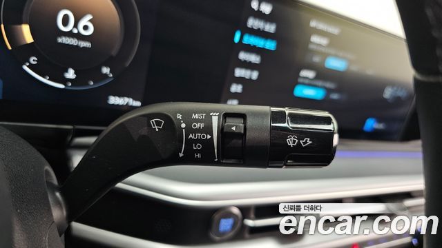 Hyundai Grandeur (GN7) 3.5 Gasoline 2WD Exclusive 2023 — фото 31
