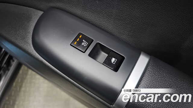 Hyundai Grandeur (GN7) 3.5 Gasoline 2WD Exclusive 2023 — фото 34