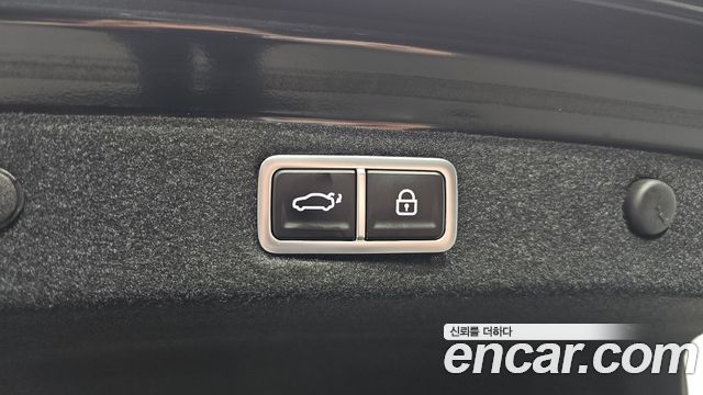 Hyundai Grandeur (GN7) 3.5 Gasoline 2WD Exclusive 2023 — фото 36
