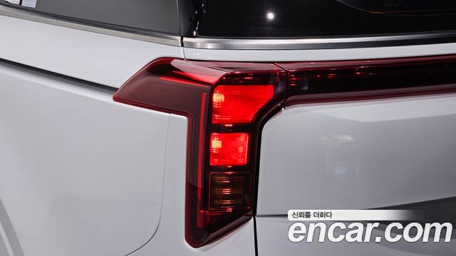 Kia Carnival (IV) HEV 9seater Nobless 2025 — фото 29