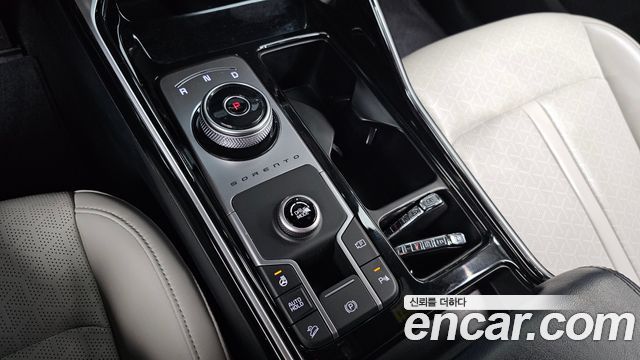 Kia Sorento (IV) HEV 1.6 2WD Prestige 2023 — фото 9