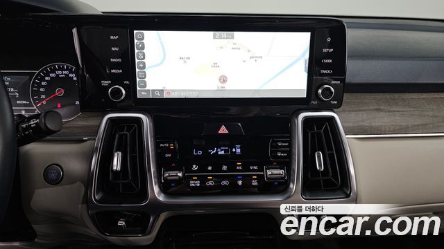 Kia Sorento (IV) HEV 1.6 2WD Prestige 2023 — фото 14