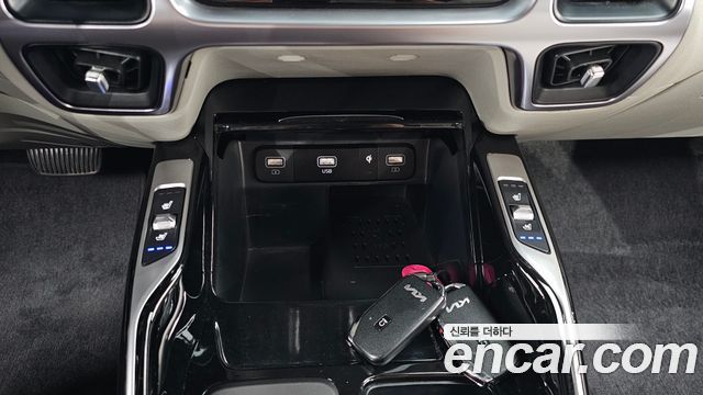Kia Sorento (IV) HEV 1.6 2WD Prestige 2023 — фото 30