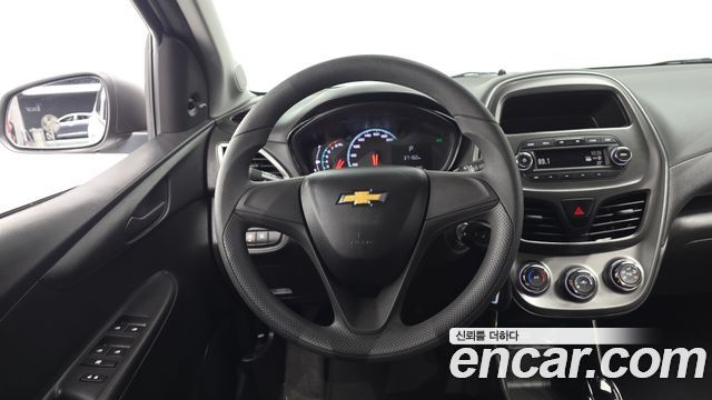 Chevrolet Spark LS 2019 — фото 12