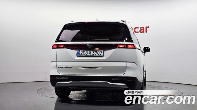 Kia Carnival (IV) Diesel 9-Seater Prestige 2021 — фото 4