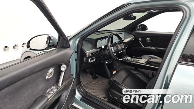 Genesis GV60 Standard AWD 2022 — фото 10