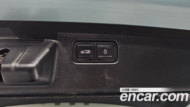 Genesis GV60 Standard AWD 2022 — фото 36