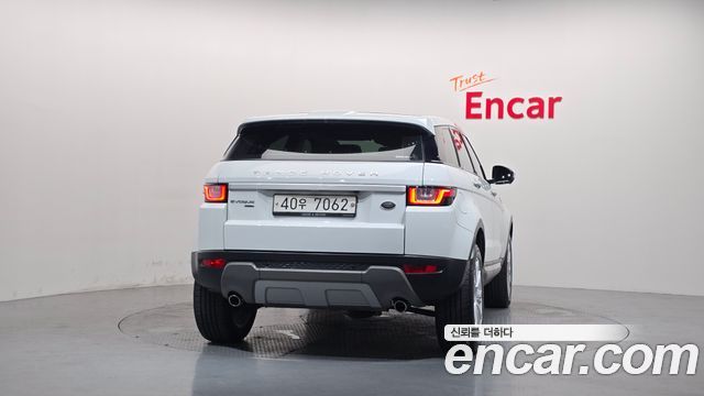 Land Rover Range Rover Evoque 2.0 TD4 HSE 2017 — фото 4