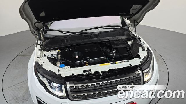 Land Rover Range Rover Evoque 2.0 TD4 HSE 2017 — фото 6