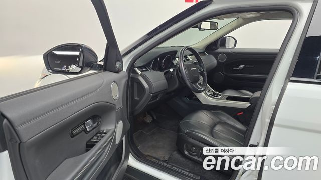 Land Rover Range Rover Evoque 2.0 TD4 HSE 2017 — фото 10