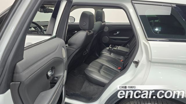 Land Rover Range Rover Evoque 2.0 TD4 HSE 2017 — фото 11