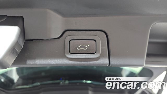 Land Rover Range Rover Evoque 2.0 TD4 HSE 2017 — фото 20