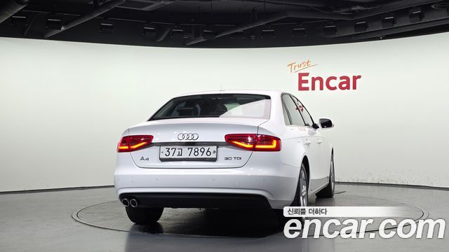 Audi A4 30 TDI B8 2015 — фото 4