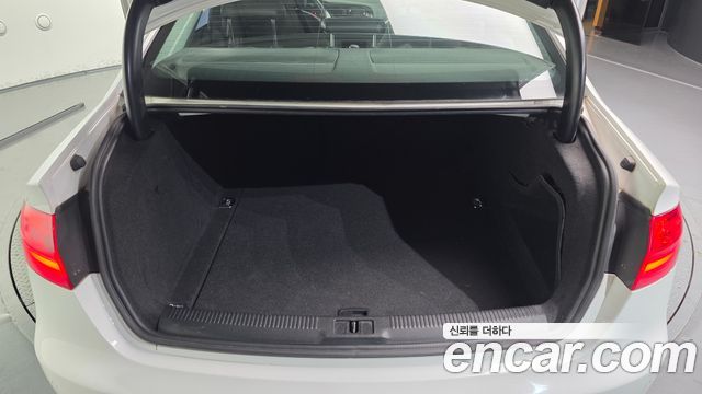 Audi A4 30 TDI B8 2015 — фото 20