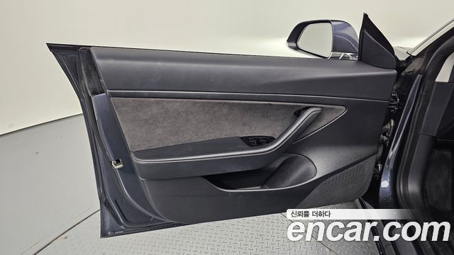 Tesla Model 3 Standard Range Plue RWD 2020 — фото 30