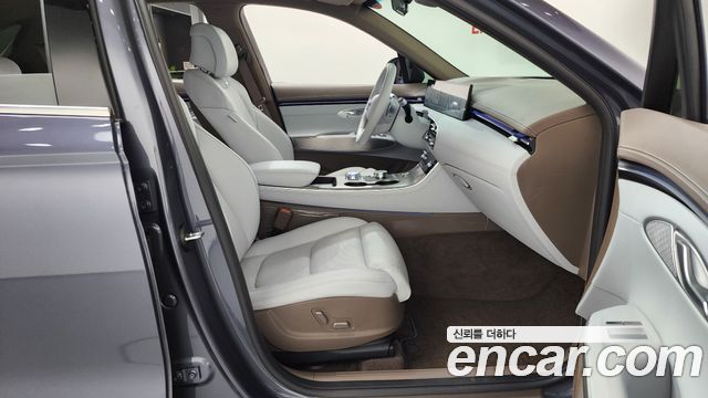 Genesis GV70 2.5T Gasoline AWD 2025 — фото 26