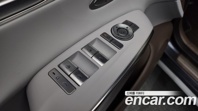 Genesis GV70 2.5T Gasoline AWD 2025 — фото 30