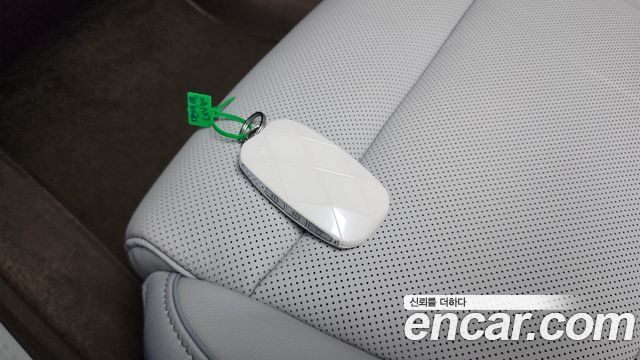 Genesis GV70 2.5T Gasoline AWD 2025 — фото 33