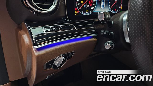 Mercedes-Benz E-Class (W213) E400 4MATIC Exclusive 2018 — фото 16