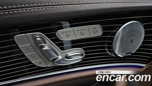 Mercedes-Benz E-Class (W213) E400 4MATIC Exclusive 2018 — фото 30