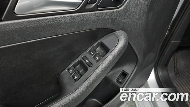 Volkswagen Jetta 2.0 TDI 6th 2014 — фото 15