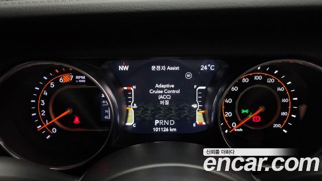 Jeep Wrangler (JL) 2.0 Overland Power Top 4Door 2021 — фото 8