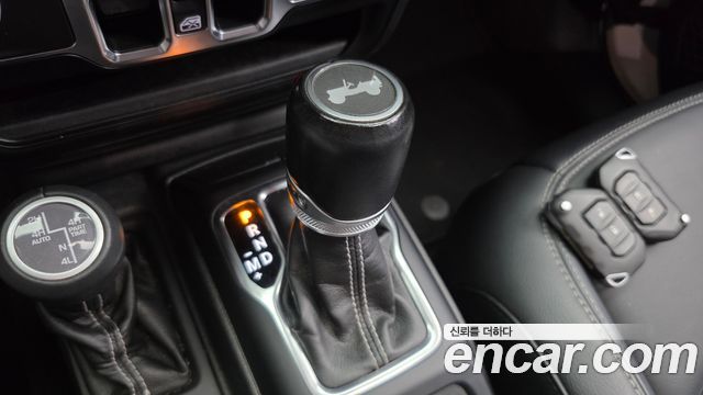 Jeep Wrangler (JL) 2.0 Overland Power Top 4Door 2021 — фото 9