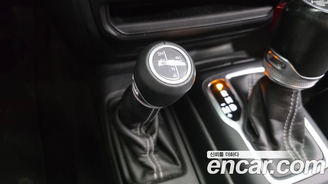 Jeep Wrangler (JL) 2.0 Overland Power Top 4Door 2021 — фото 15