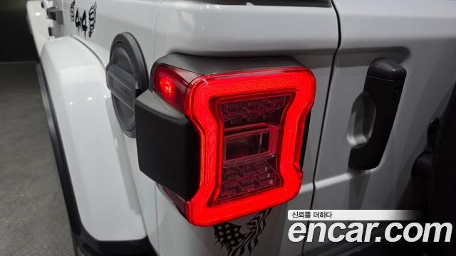 Jeep Wrangler (JL) 2.0 Overland Power Top 4Door 2021 — фото 23